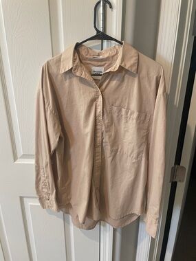 Abercrombie & Fitch Relaxed Button-Up Shirt in Beige